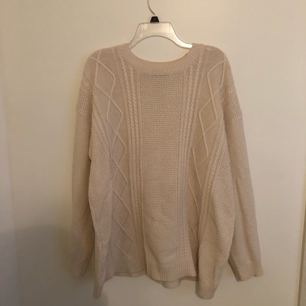 UO BDG cream chunky knit sweater size large